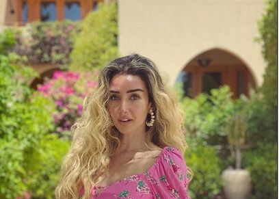 هنا الزاهد