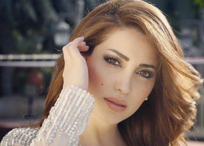الفنانة نسرين طافش
