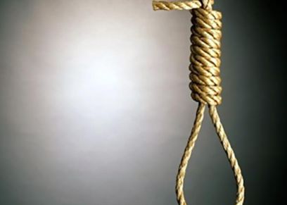 سيدة تشنق أطفالها الثلاثة انتقاما من زوجها وتوثق لحظات الجريمة