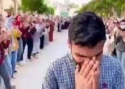 ممر شرفي لطالب صيدلة الزقازيق