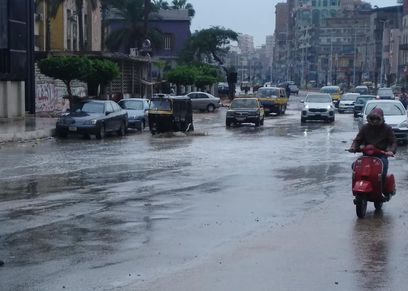 سقوط الأمطار