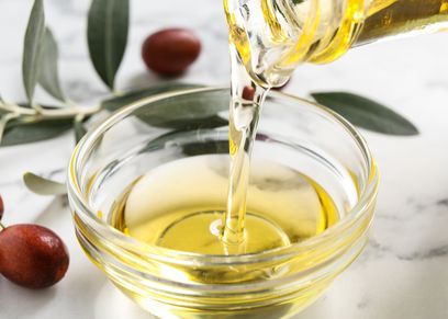 فوائد زيت الجوجوبا للشعر