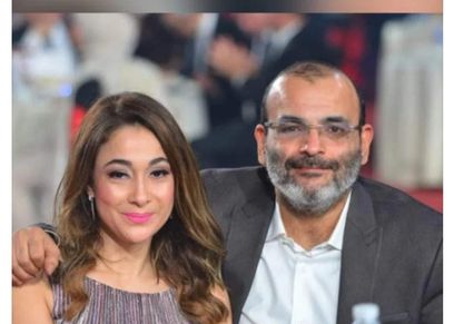 أيمن بهجت قمر وزوجته