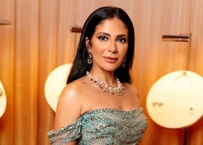 الفنانة منى زكي