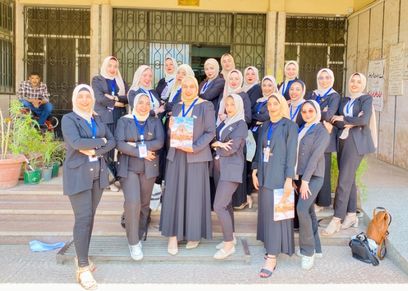 طالبات كلية الآداب قسم الإعلام