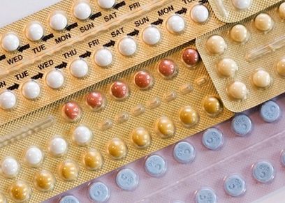 اطباء يحذرون من تناول حبوب منع الحمل بغرض التخفيف من أعراض سن اليأس
