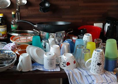6 خطوات سريعة تساعدك على تنظيف المطبخ بعد الأفطار