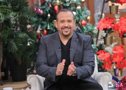 الفنان هشام عباس