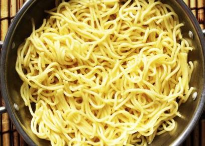خطورة النودلز على طلاب المدارس