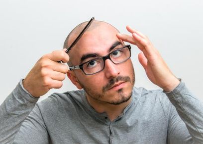 لتجنب مشاكل الصلع عند الرجال.. تناولوا هذه الأطعمة
