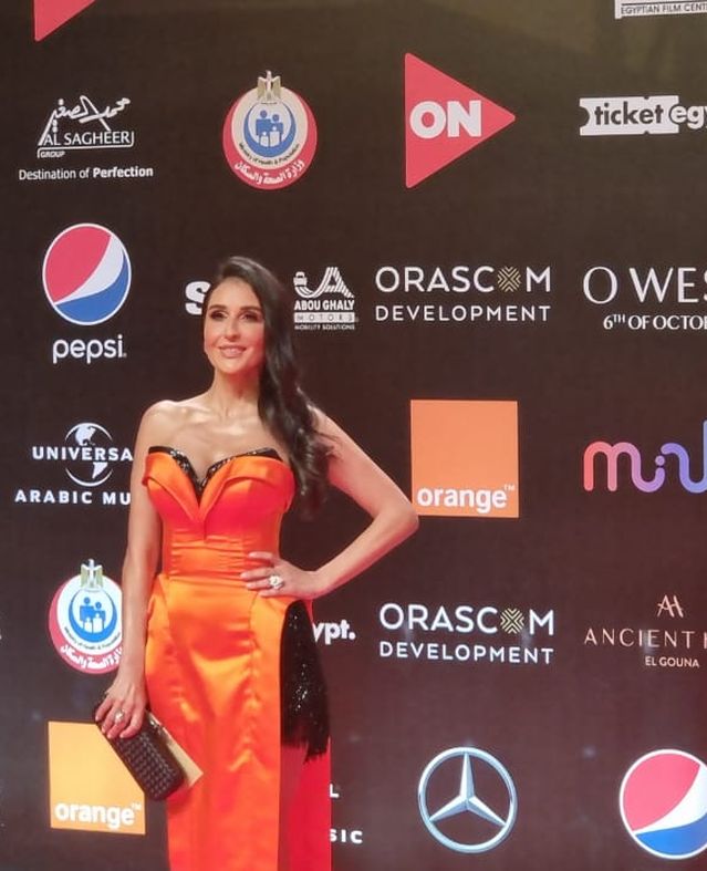 إطلالات النجوم في حفل افتتاح مهرجان الجونة السينمائي