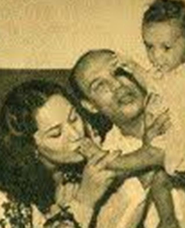 في ذكرى ميلادها.. صور ناردة لـ هدى سلطان مع شقيقها محمد فوزي وزوجها فريد شوقي
