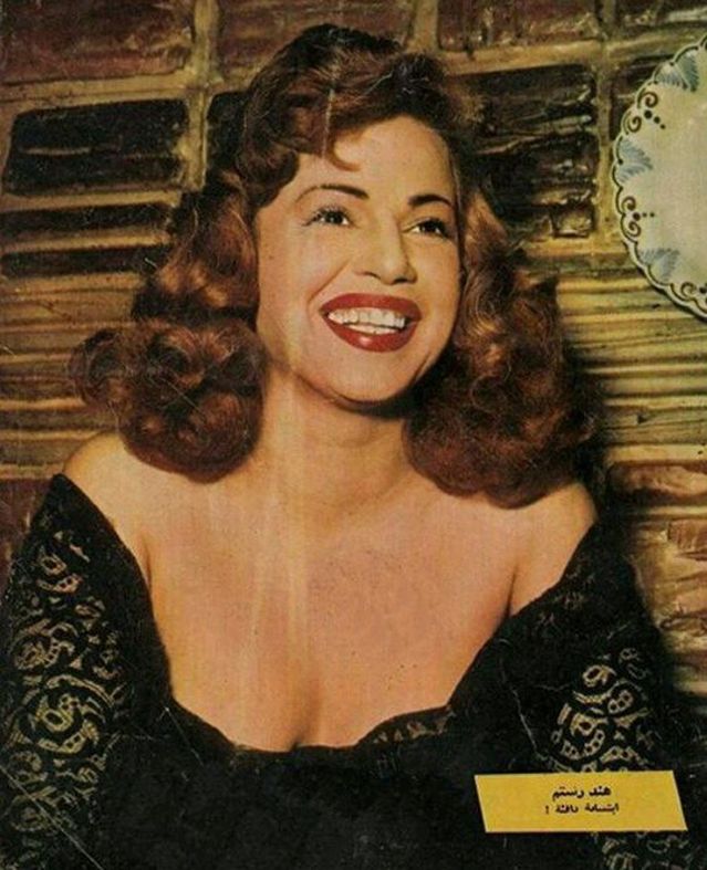 50 صورة لأيقونة الجمال هند رستم.. هكذا كانت ملكة الإغراء
