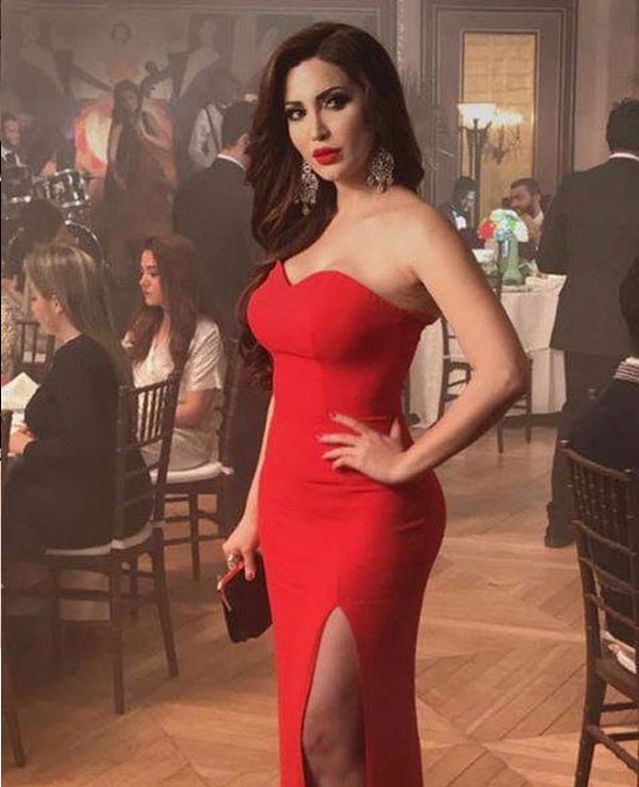 بالصور| 50 إطلالة جذابة للفنانة نسرين طافش