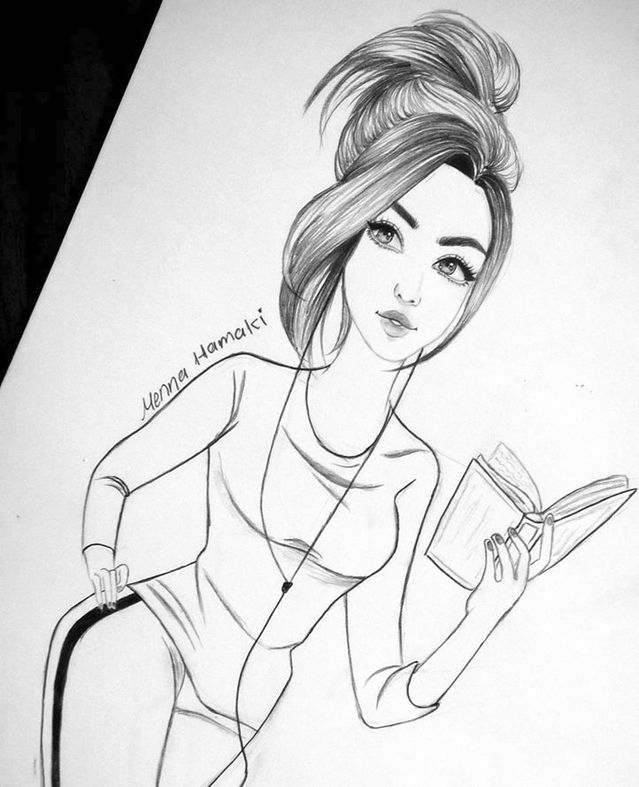 منة الله.. تهوى رسم شخصيات بنات من خيالها وتخطط لرسم شخصيتها بتفاصيل يومها