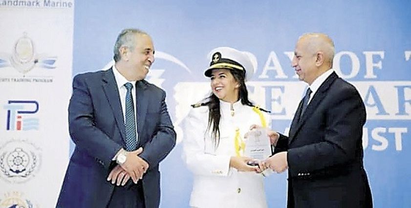 أول مهندسة بحرية مصرية