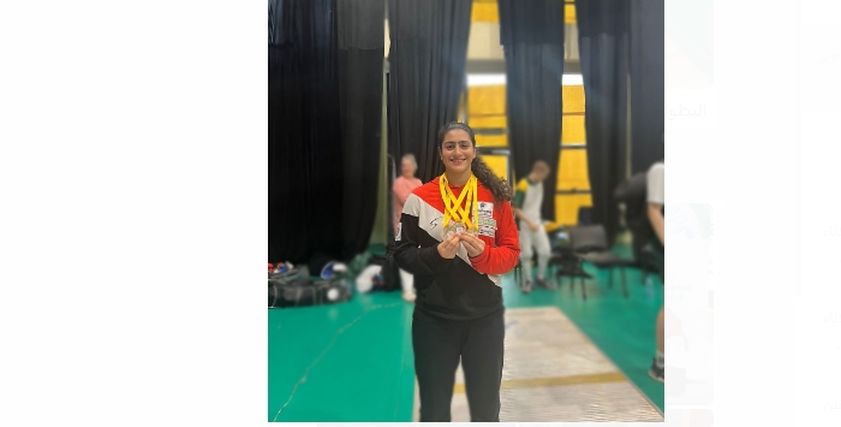 لولوة سليمان تحصد 3 ميداليات ذهبية ببطولة أفريقيا لمبارزة السيف