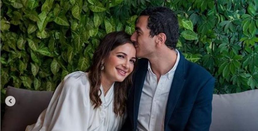 شام الذهبي وخطيبها معتز نصير