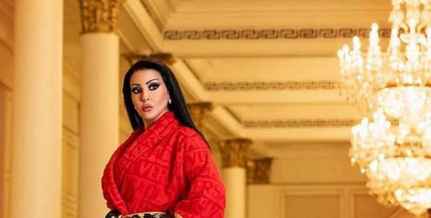 الفنانة سمية الخشاب