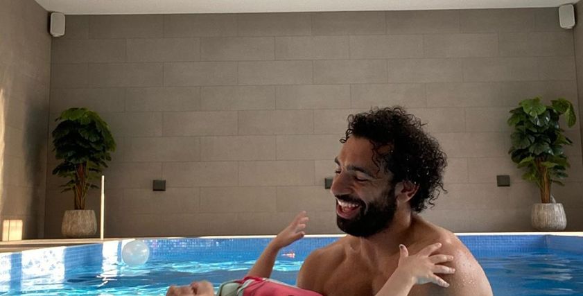 محمد صلاح وابنته مكة