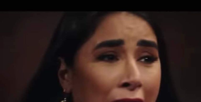 الفنانة جوري بكر