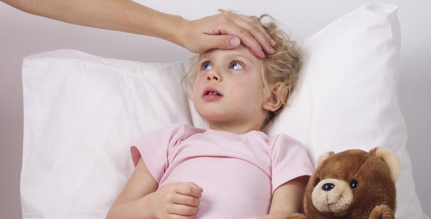 أستشاري أطفال يوضح حالات حرجه يجب عليك التوجه للطبيب بطفلك