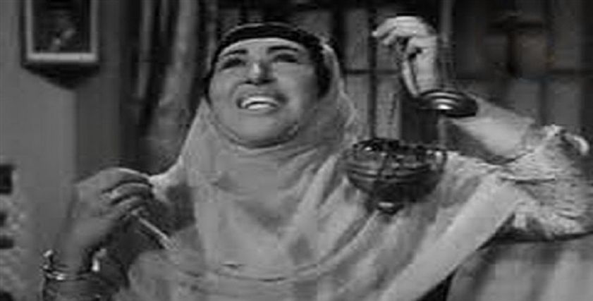 أمينة في فيلم بين القصريين