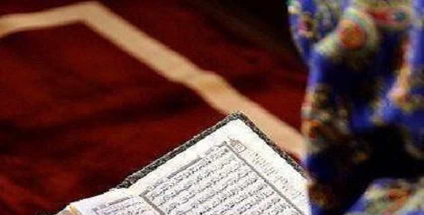 الإفتاء.. يجوز قراءة الحائض للقرآن إذا تحقق هذا الشرط
