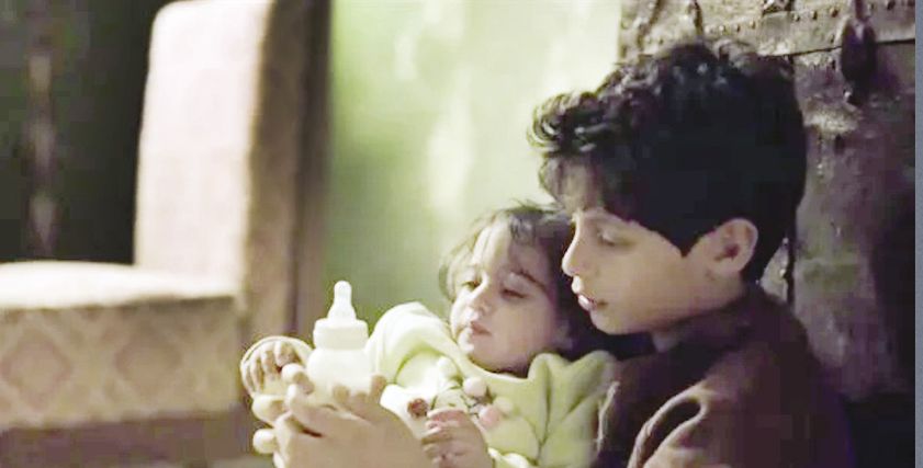 ابنا «حنان» فى مشهد من مسلسل «تحت الوصاية»