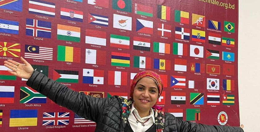 شيرين البارودي فنانة تشكيلية تمثل مصر في بينالي الفن الآسيوي