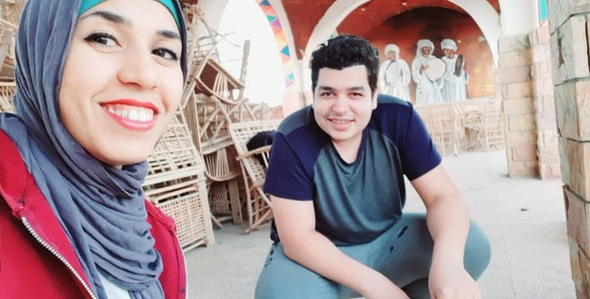 مها جميل وخطيبها علي عبدالفتاح