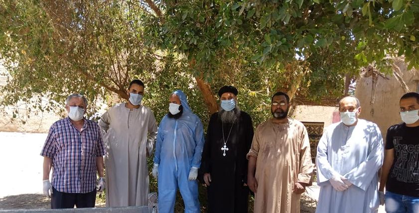 أفراد مبادرة إكرام موتى الأقصر