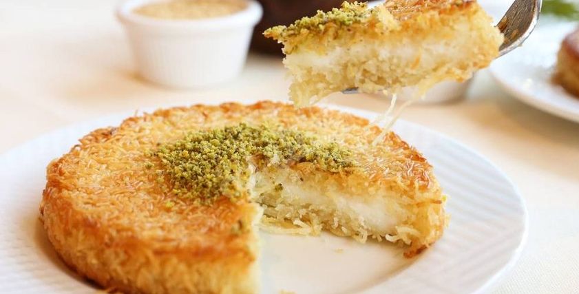 الكنافة بالقشطة
