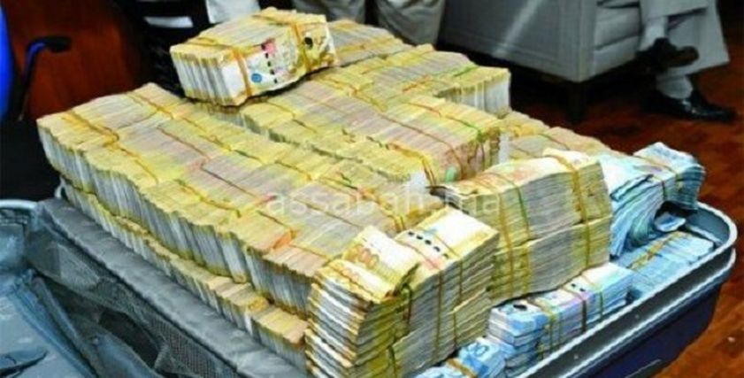 إماراتية تختلس 10 ملايين درهم