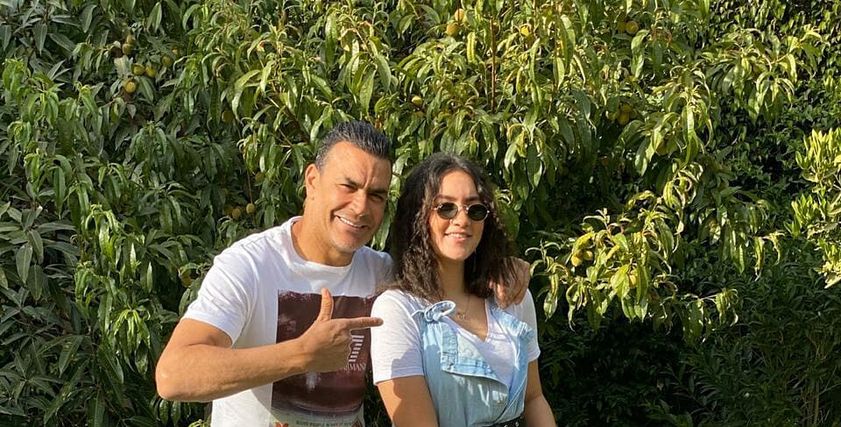 عصام الحضري وابنته شاهندة 