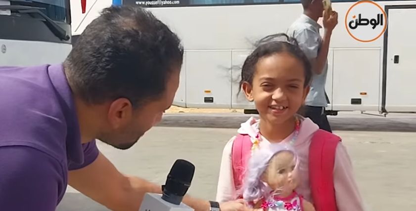 رنا سودانية تتغنى بحب مصر