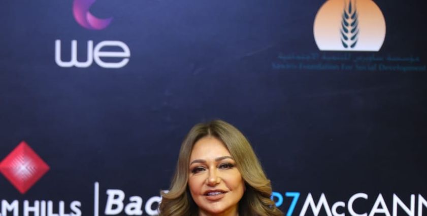 ليلى علوي