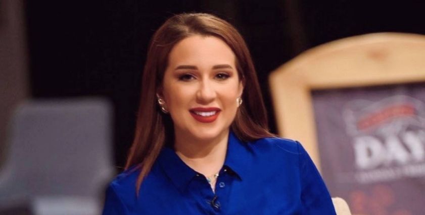 أسما شريف منير