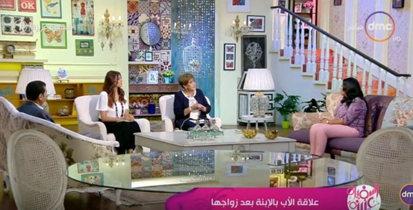 السفيرة عزيزة