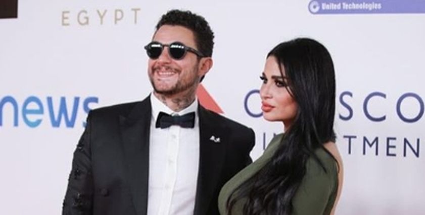 أحمد الفيشاوي وزوجته