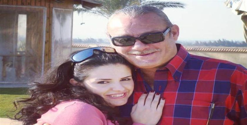 فاروق الفيشاوي ودنيا عبدالعزيز