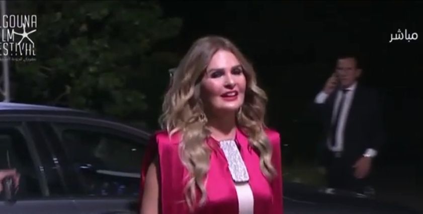 الفنانة يسرا في مهرجان الجونة