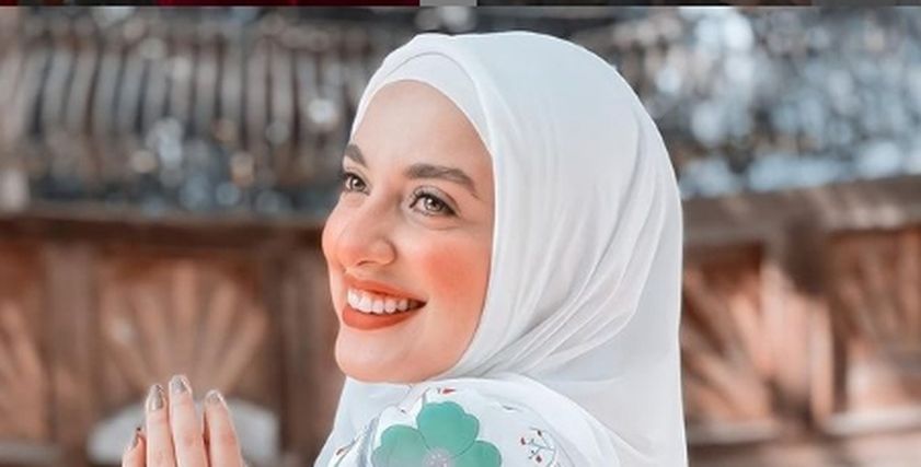البلوجر نادية الخولي