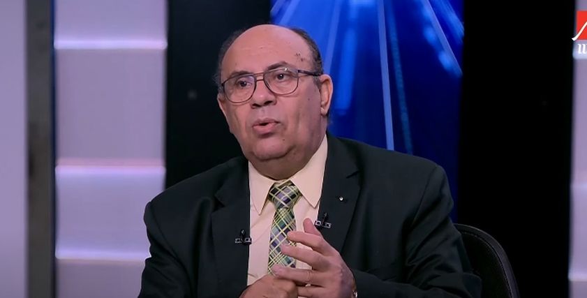 الدكتور مبروك عطية