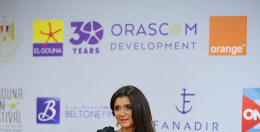غادة عادل