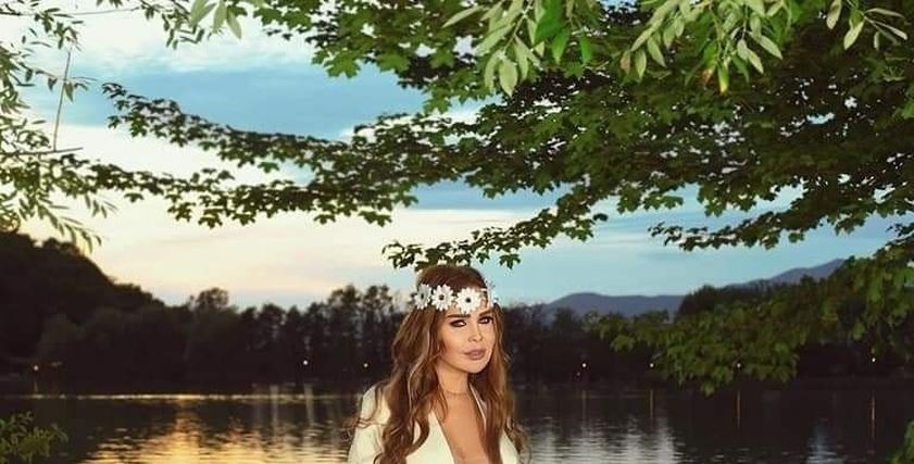 الفنانة رولا سعد