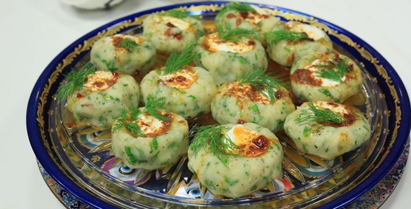 أكواب البطاطس البيوريه بالزبادي