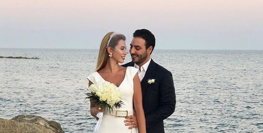 بعد زوجها من مسيحي.. خبيرة التجميل المسلمة سرينا تثير الجدل بصورة من شهر العسل