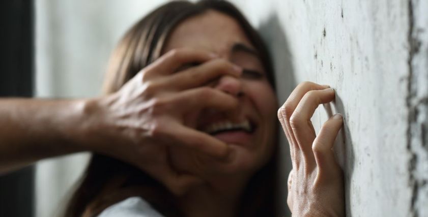 اغتصاب طفلة على يد والدها