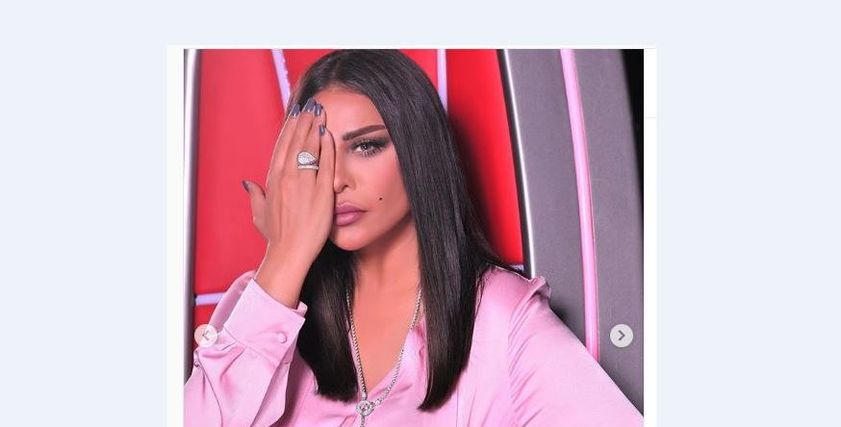 الفنانة أحلام تتألق باللون الوردي في The Voice